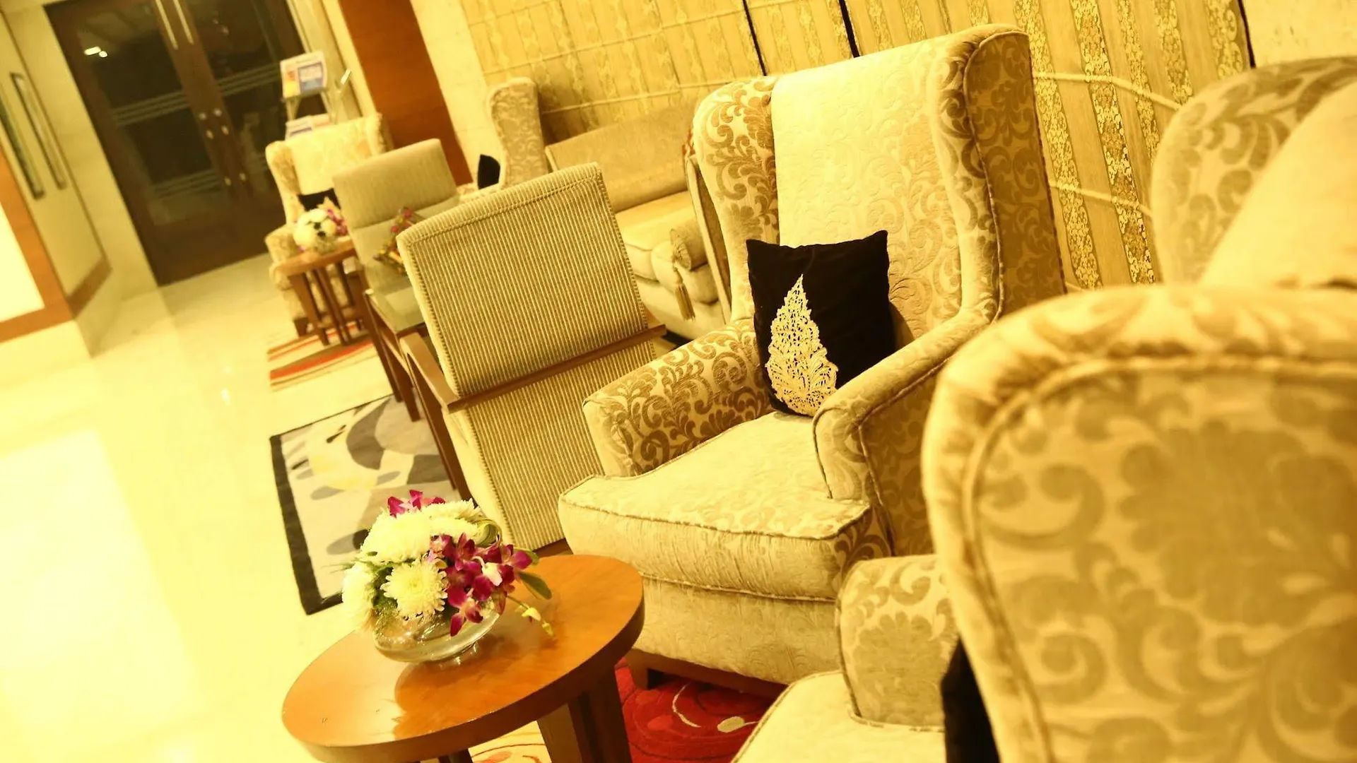 Grand Notting Hills Hotel And Resorts New Delhi
